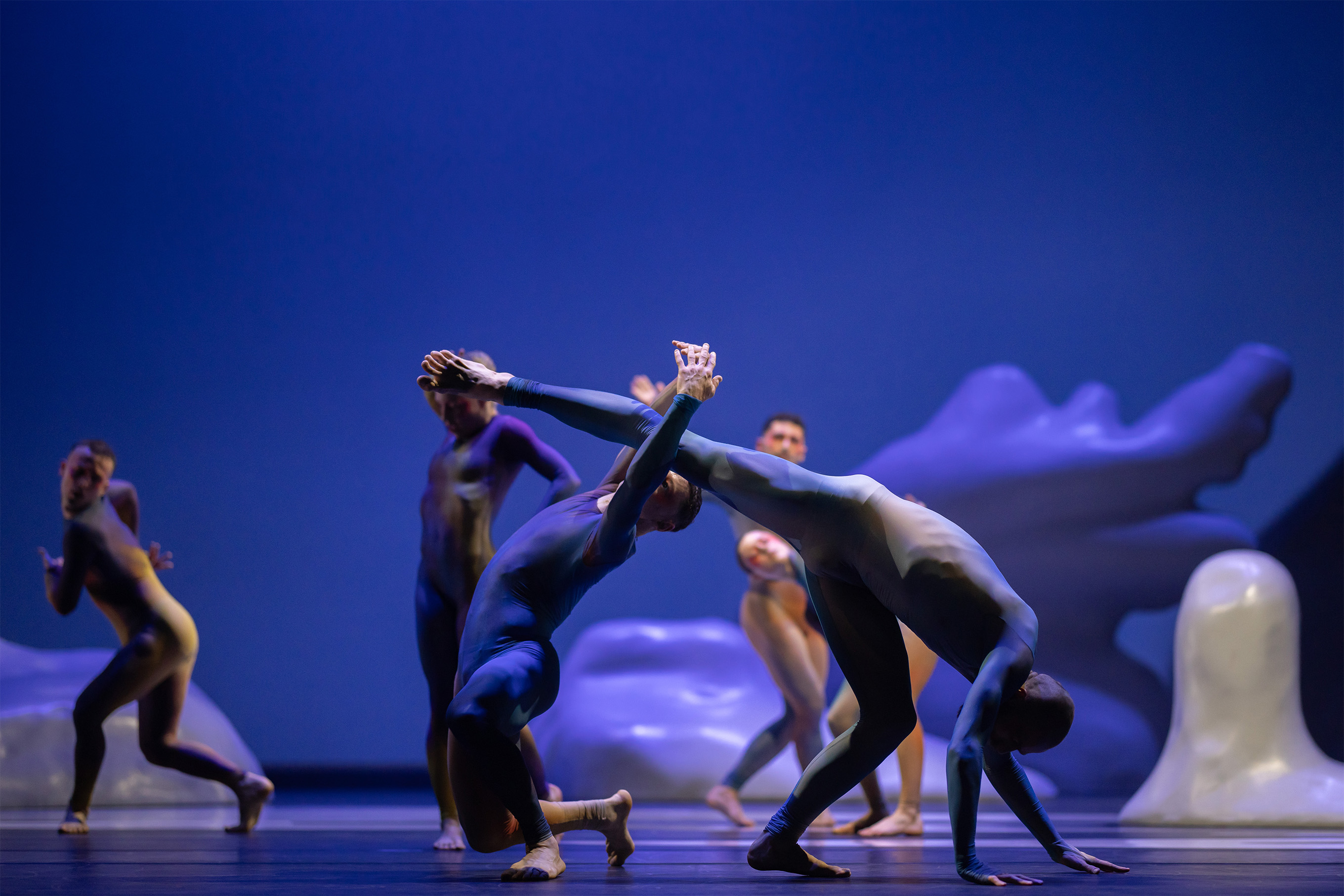 «Night Shining Clouds» Bern Ballett (CH) © Gregory Batardon.jpg