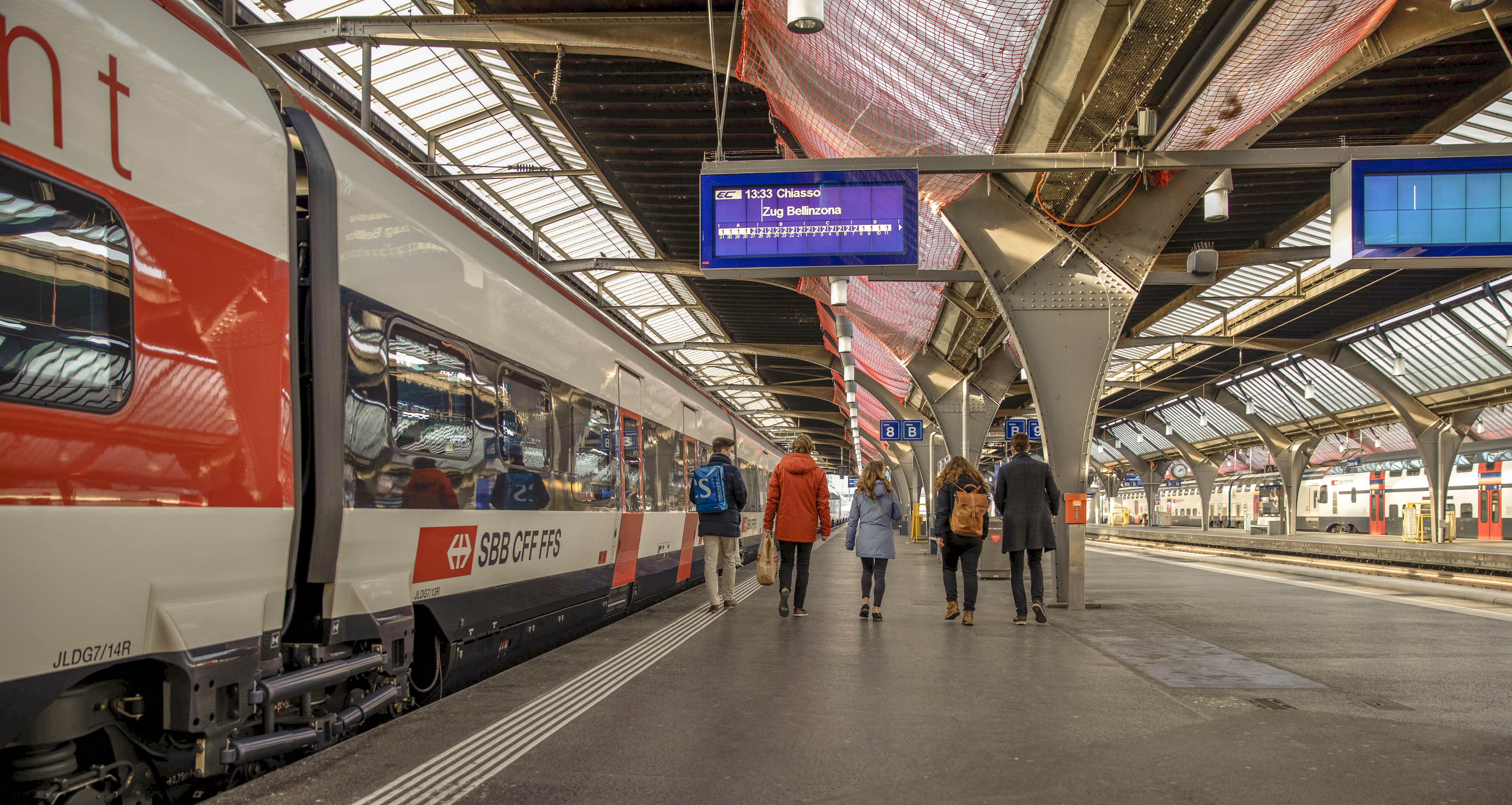4406-projekt-header-migros-pionierfonds-simple-train-keyvisual.jpg