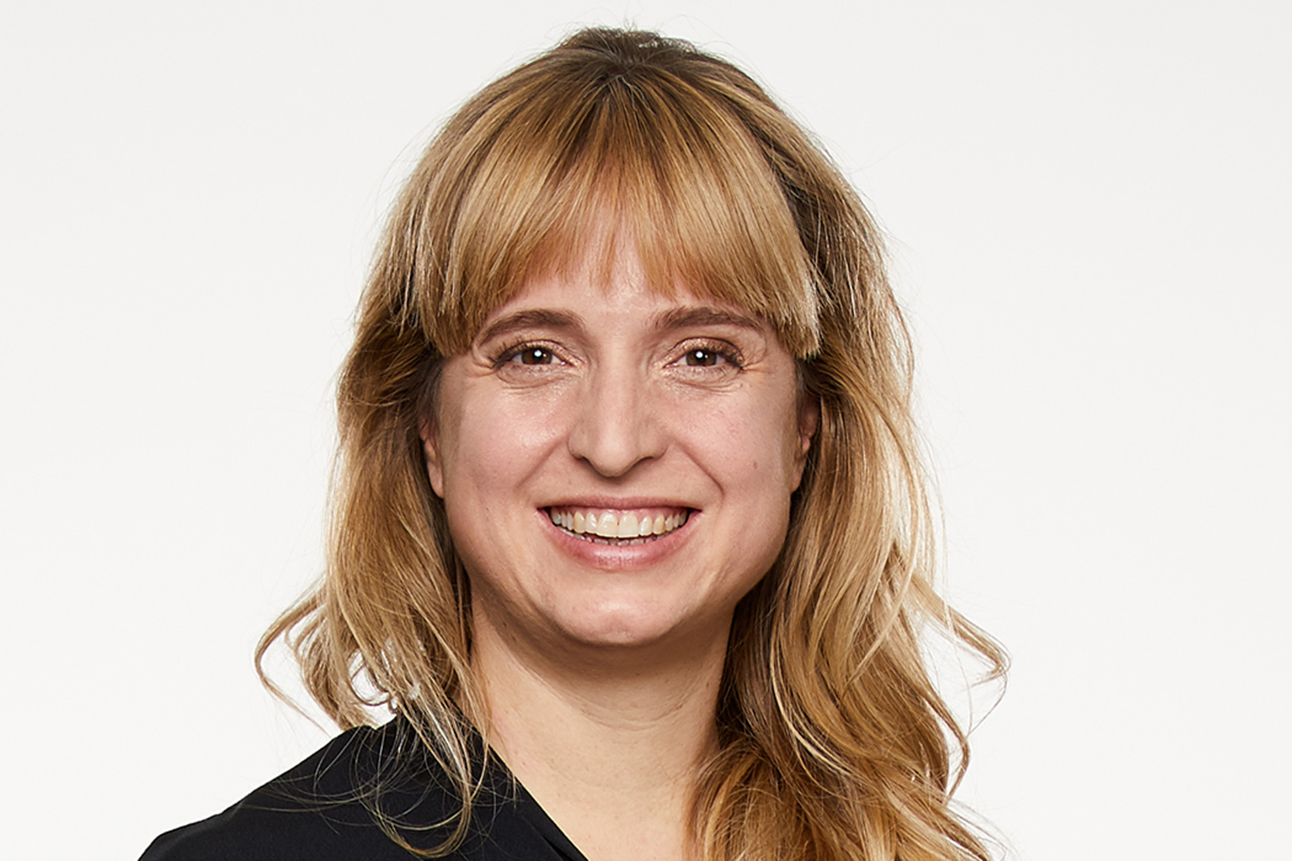 news-textbildimg-Gesellschaft_Kolumne_Sara_Satir_Portrait_05_master.jpg