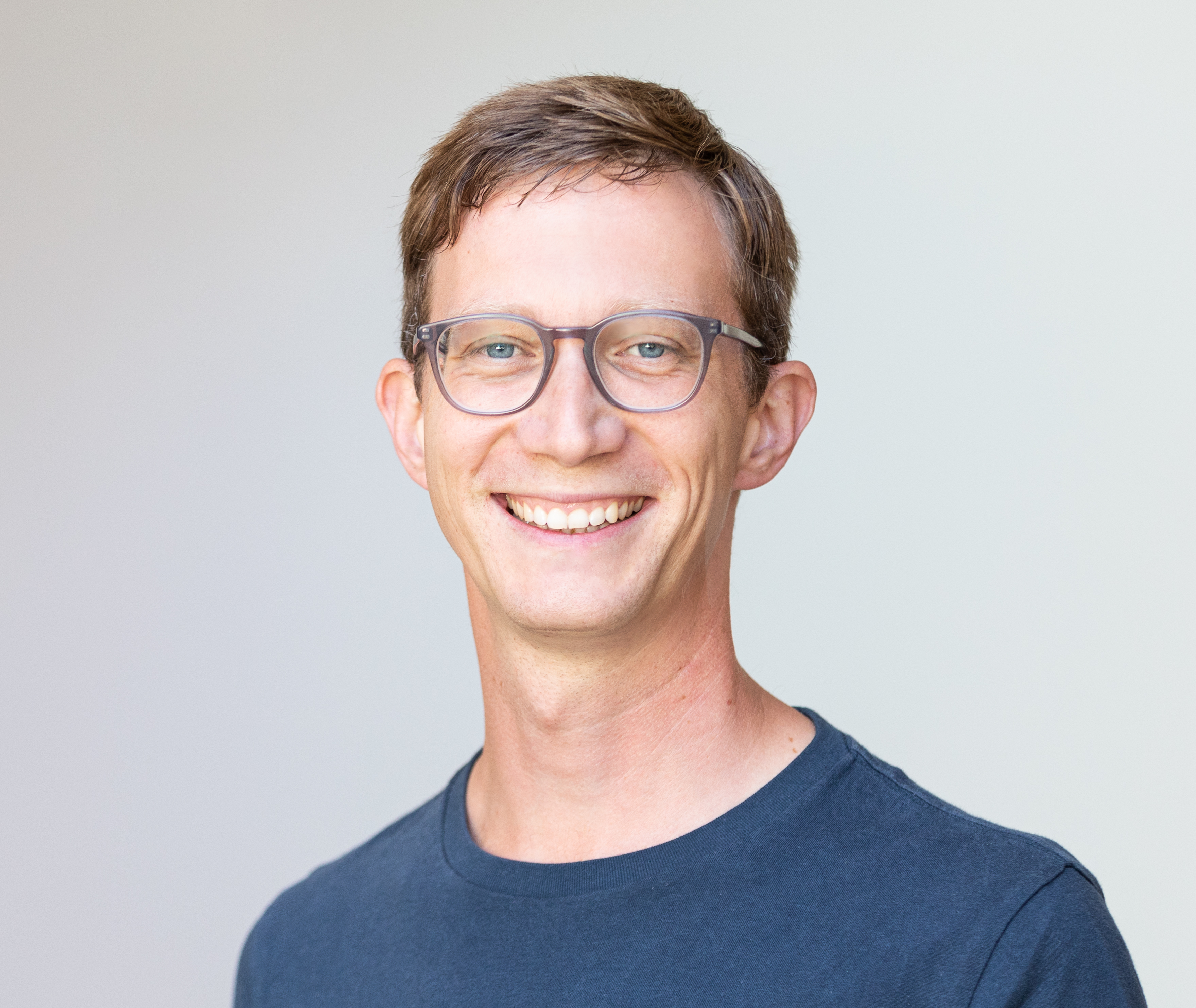 4187-migros-pionierfonds-robin-born-portraet.jpg