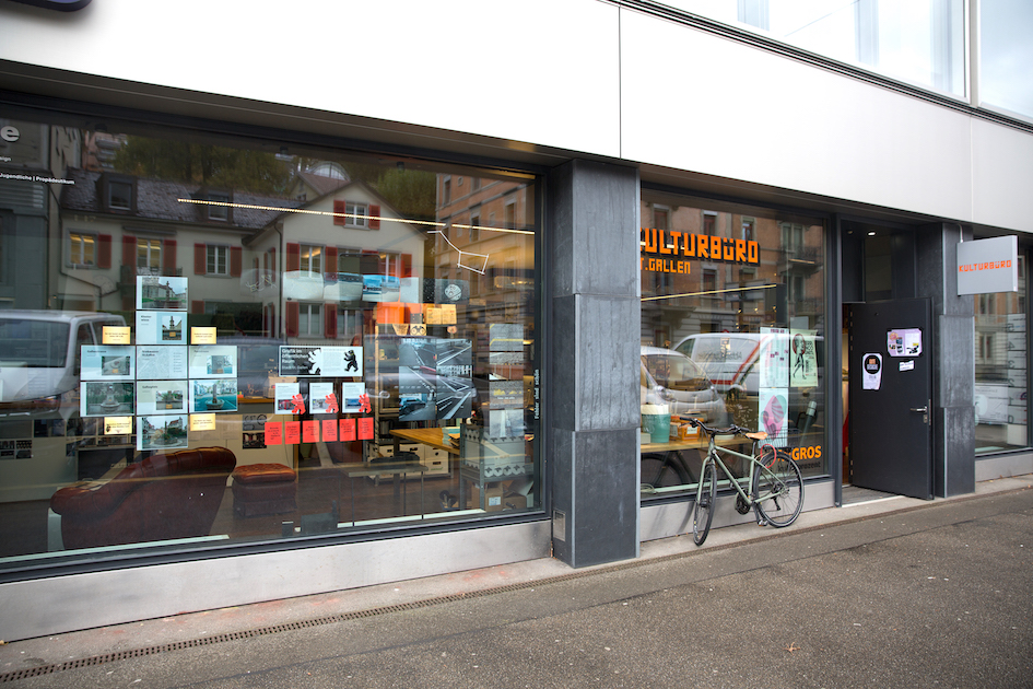 bueroeingang-kulturbuero-laden-sg-3.jpg