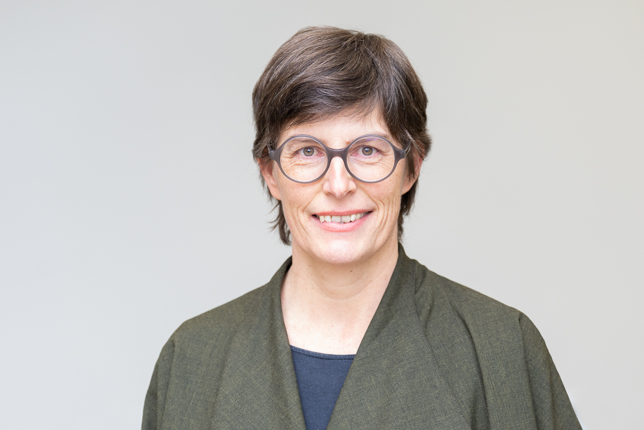 Katrin Gehring 1258x839.jpg